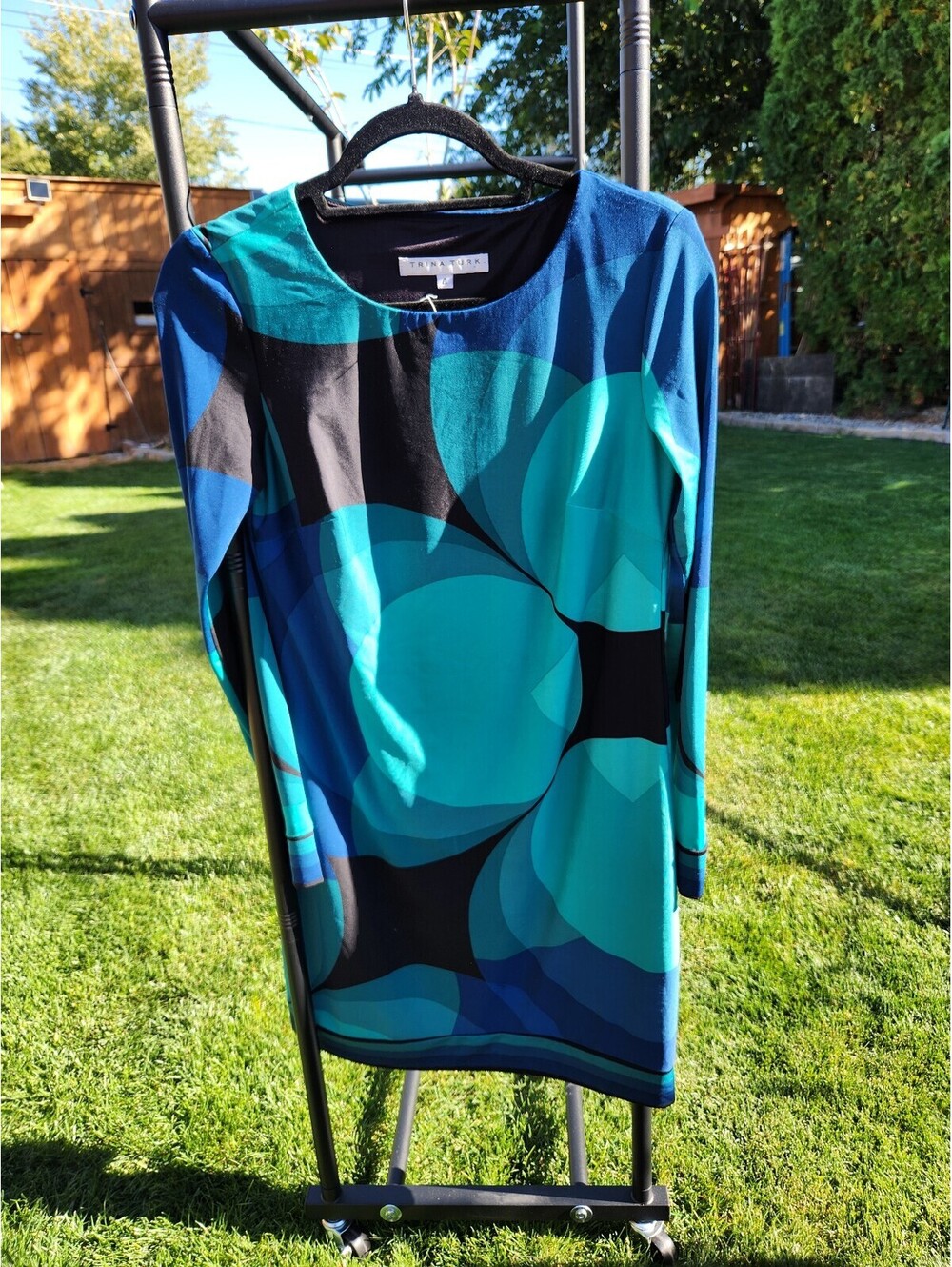 Trina Turk Women's Size 4 Long Sleeve Blue Floral Dress